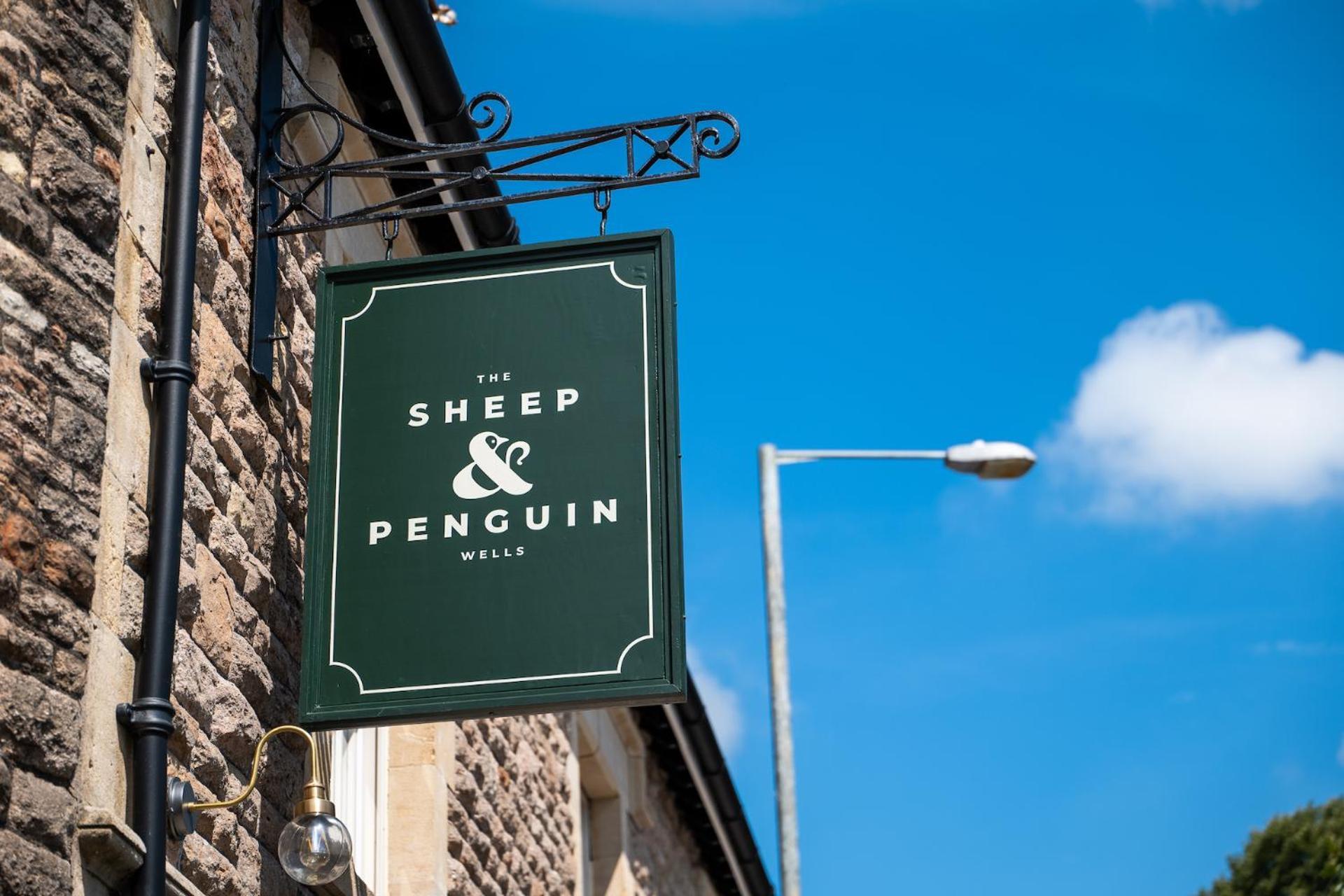 The Sheep And Penguin Hotel Wells Exterior foto
